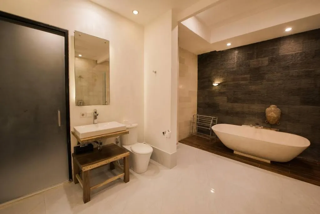 Vila 40 Off Special Brilliant Location Seminyak