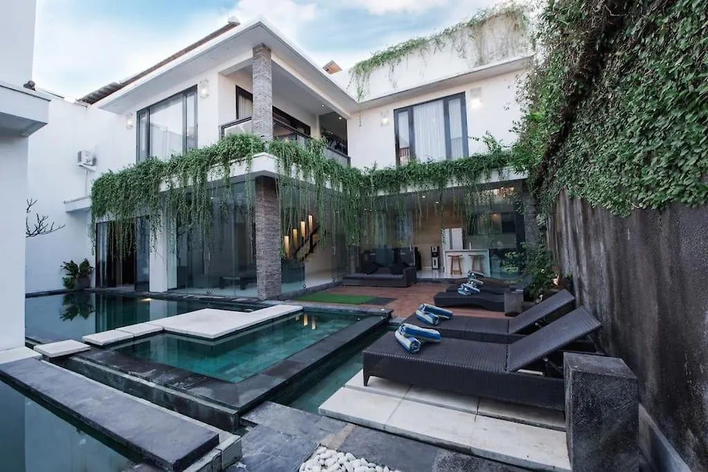 40 Off Special Brilliant Location Villa Seminyak